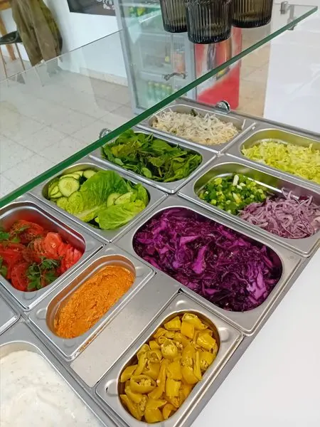 Frische Zutaten an der Theke